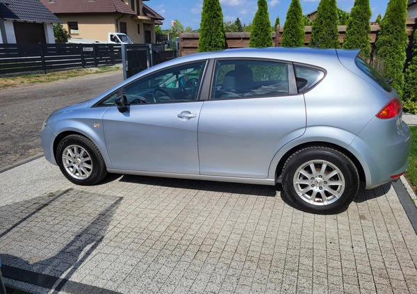 Seat Leon cena 16800 przebieg: 199000, rok produkcji 2008 z Góra małe 277